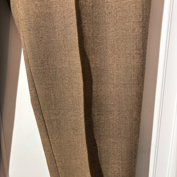 Talbots Classic Front Line Trouser Pants, Size 8 Petite - Picture 3 of 11